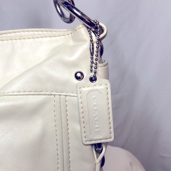 COACH Zoe Ivory colored genuine leather hobo style handbag. Silver hardware. - Picture 3 of 16